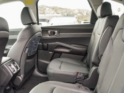 Kia Sorento Plug-In Hybrid EX AWD 2026