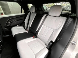 Land Rover Range Rover Sport Dynamic SE P460e 2026