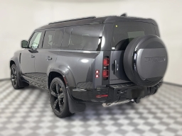 Land Rover Defender X-Dynamic SE 130 P400 2025