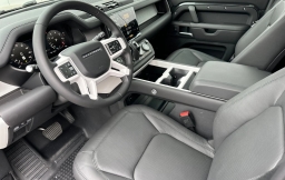 Land Rover Defender X-Dynamic SE 130 P400 2025