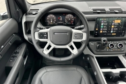 Land Rover Defender X-Dynamic SE 130 P400 2025