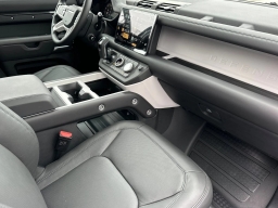 Land Rover Defender X-Dynamic SE 130 P400 2025