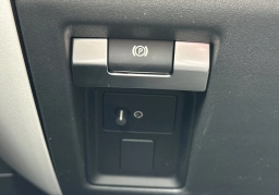 Land Rover Defender X-Dynamic SE 130 P400 2025