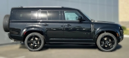Land Rover Defender V8 130 P500 2025