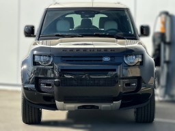 Land Rover Defender V8 130 P500 2025