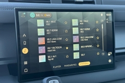 Land Rover Defender V8 130 P500 2025