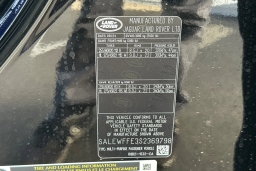 Land Rover Defender V8 130 P500 2025