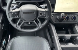 Land Rover Defender OCTA 110 P635 2026