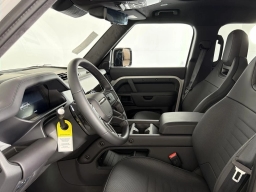 Land Rover Defender OCTA 110 P635 2026