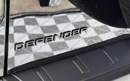 Land Rover Defender OCTA 110 P635 2026