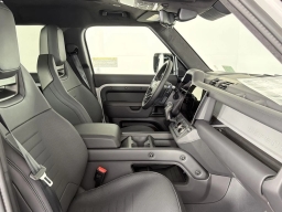 Land Rover Defender OCTA 110 P635 2026