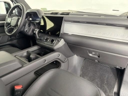 Land Rover Defender OCTA 110 P635 2026