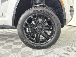 Land Rover Defender OCTA 110 P635 2026