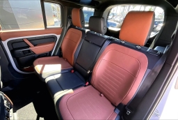 Land Rover Defender OCTA 110 P635 2026