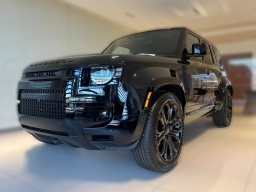 Land Rover Defender OCTA Black 110 P635 2026