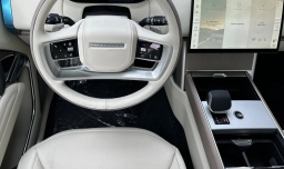 Land Rover Range Rover Autobiography P530 LWB 7 Seat 2026