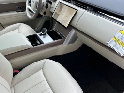 Land Rover Range Rover Autobiography P530 LWB 7 Seat 2026