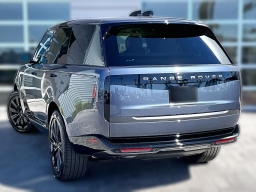 Land Rover Range Rover SE P550e SWB 2026