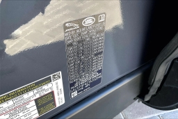 Land Rover Range Rover SE P550e SWB 2026