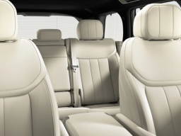 Land Rover Range Rover SE P550e SWB 2026