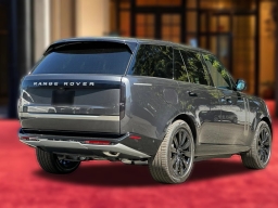 Land Rover Range Rover SE P550e SWB 2026