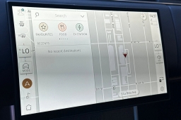 Land Rover Range Rover SE P550e SWB 2026