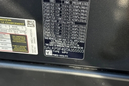 Land Rover Range Rover SE P550e SWB 2026