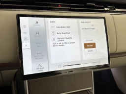 Land Rover Range Rover SE P400 SWB 2026