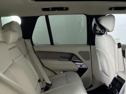 Land Rover Range Rover SE P400 SWB 2026