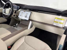 Land Rover Range Rover SE P400 SWB 2026