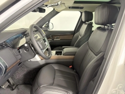 Land Rover Range Rover SE P400 SWB 2026