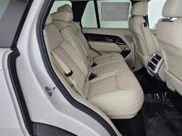 Land Rover Range Rover SE P400 SWB 2026