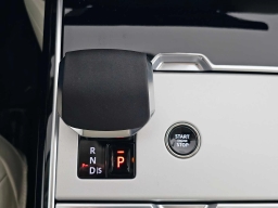 Land Rover Range Rover SE P400 SWB 2026