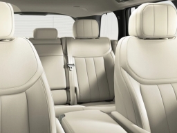 Land Rover Range Rover SE P400 SWB 2025