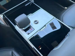 Land Rover Range Rover SE P400 SWB 2026