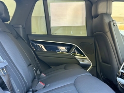 Land Rover Range Rover SE P400 SWB 2026