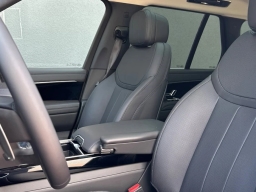 Land Rover Range Rover SE P400 SWB 2026