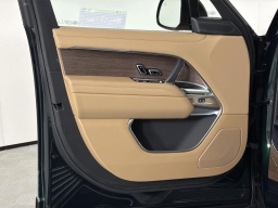 Land Rover Range Rover SE P400 SWB 2026