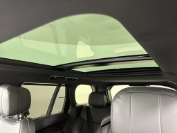 Land Rover Range Rover SE P400 SWB 2026