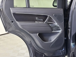 Land Rover Range Rover SE P400 SWB 2026