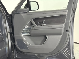 Land Rover Range Rover SE P400 SWB 2026