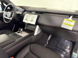 Land Rover Range Rover SE P400 SWB 2026