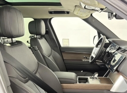 Land Rover Range Rover SE P400 SWB 2026