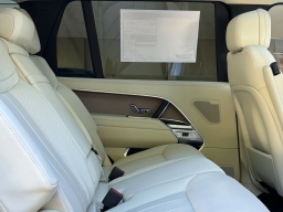 Land Rover Range Rover SE P530 LWB 7 Seat 2026