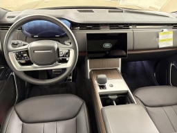 Land Rover Range Rover SE P400 LWB 7 Seat 2026