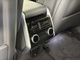 Land Rover Range Rover SE P400 LWB 7 Seat 2026