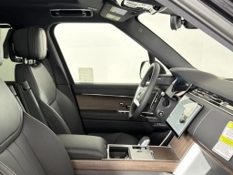 Land Rover Range Rover SE P400 LWB 7 Seat 2026