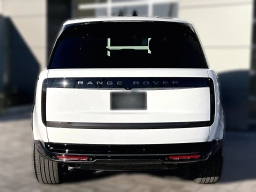 Land Rover Range Rover SE P400 LWB 7 Seat 2026