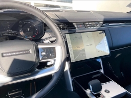 Land Rover Range Rover SE P400 LWB 7 Seat 2026