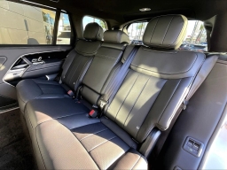 Land Rover Range Rover SE P400 LWB 7 Seat 2026